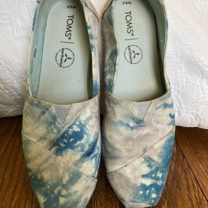 Tie-Dyed Toms Shoes
